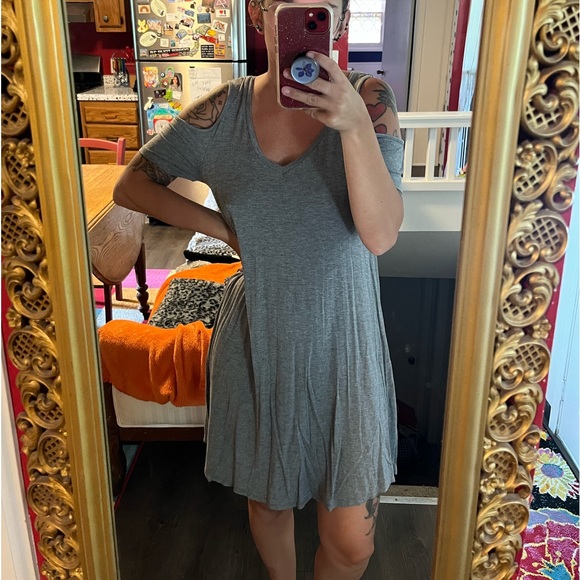 SIMPLE CUT OUT GREY DRESS - Picture 1 of 4